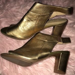 Naturalized Heel Gold